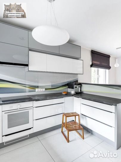 Кухонный гарнитур угловой