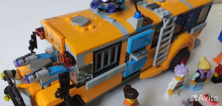 Lego hidden side автобус 70423