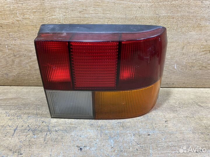 Фонарь задний правый Renault 19 Арт. 111333