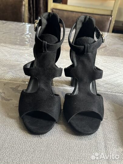 Новая обувь