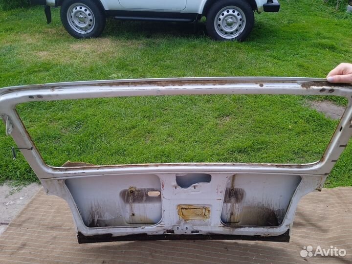 Крышка багажника niva 21213