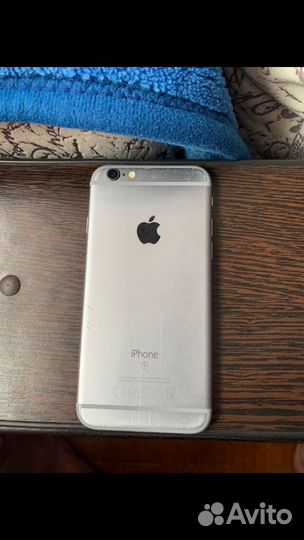 Телефон iPhone 6s