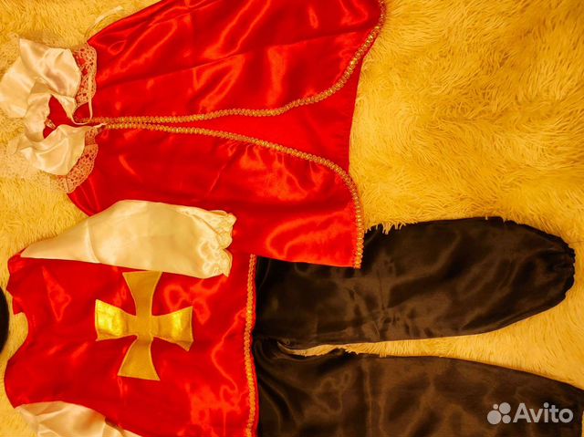 Новогодний костюм мушкетёра