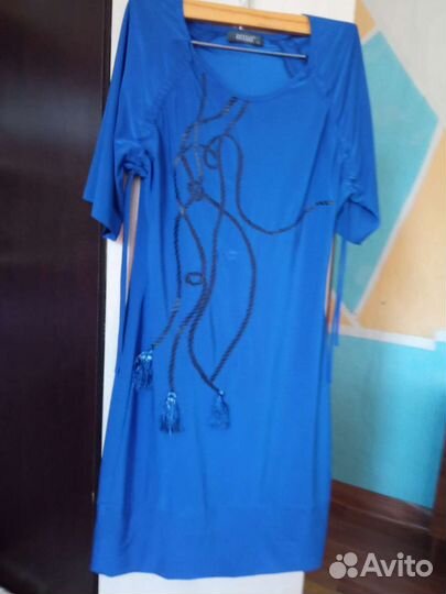 Платье новое 48р