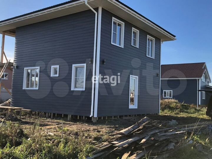 Дом 128 м² на участке 4 сот.