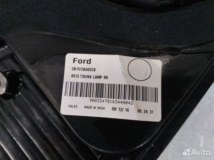 Фонарь задний внутренний правый Ford Eco Sport 1.6