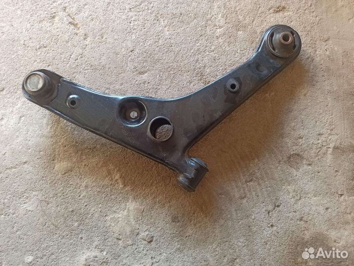 Mitsubishi outlander xl рычаг передний левый