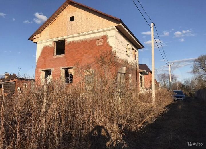 Дом 200 м² на участке 10 сот.