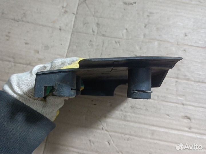 Крышка клапанов печки BMW e34