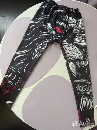 Рашгард, шорты и тайсы