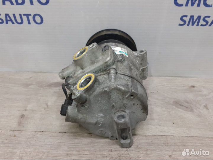 Компрессор кондиционера Volvo Xc70 хс70 2010