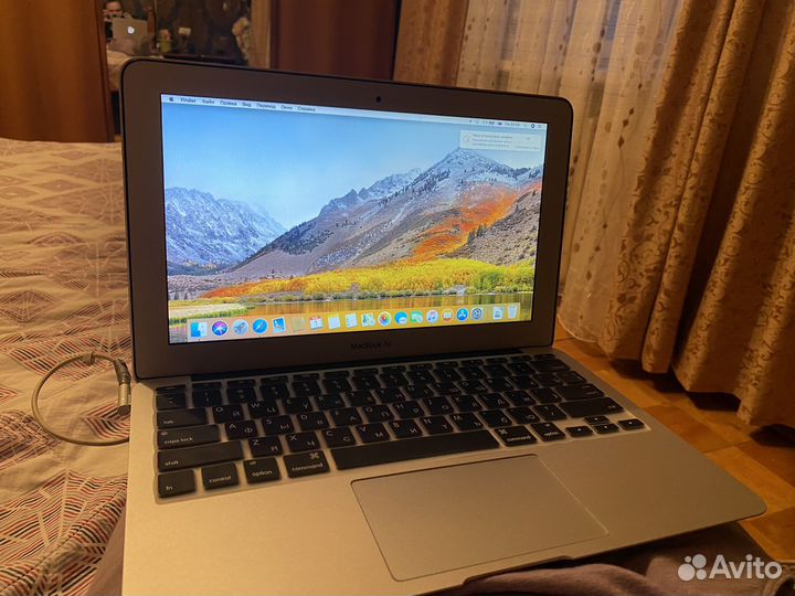 Macbook air 11 2010
