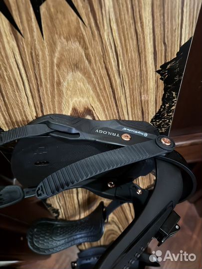 Комплект сноуборд jones flagship