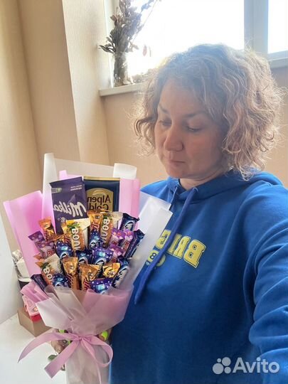 Букет из батончиков для подростка