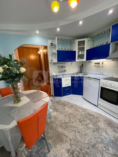 2-к. квартира, 50 м², 5/9 эт.