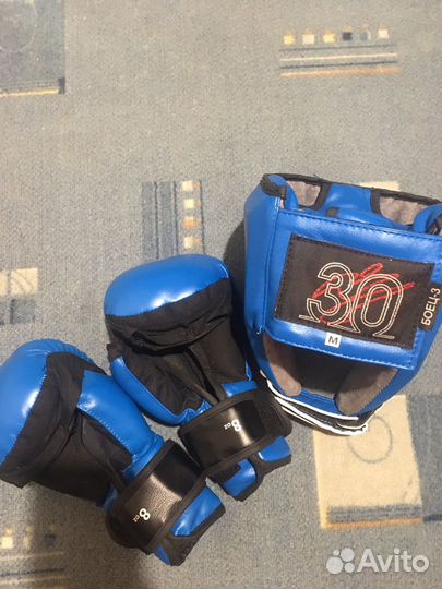 Набор одежды и экипировки для рукопашного боя