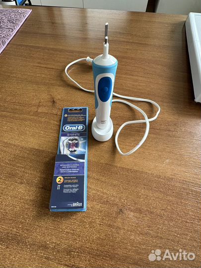 Зубная щетка oral b