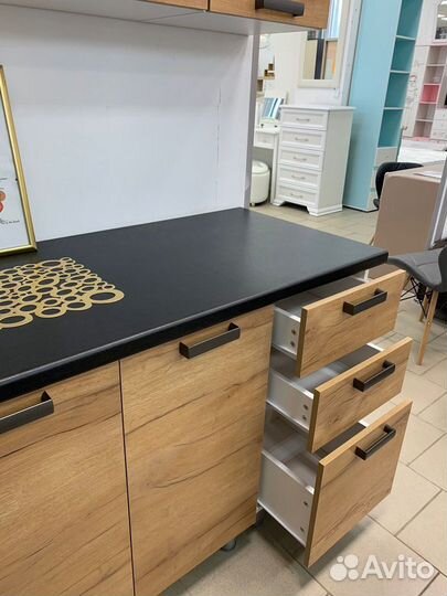 Кухонный гарнитур 