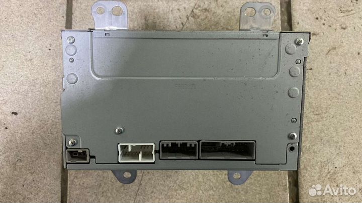 Штатная магнитола honda cr-v 3 2008г