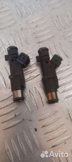 Форсунка peugeot 406 2.0 nn