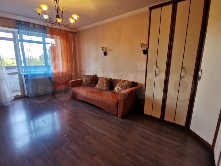 2-к. квартира, 56 м², 8/10 эт.