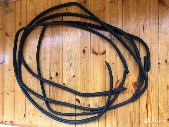 Запчасти салона на BMW e90