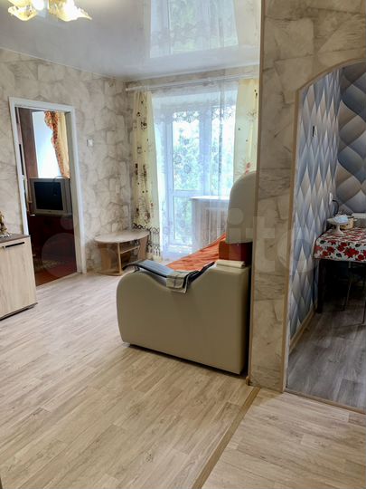 2-к. квартира, 43,7 м², 2/4 эт.