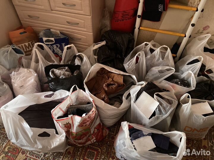 Отдам бесплатно вещи