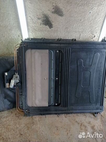 Люк в сборе на бмв е36