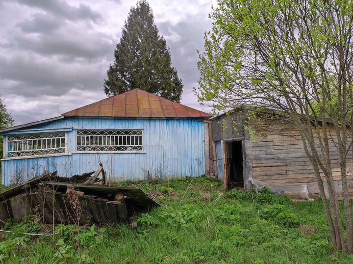 Дом 65 м² на участке 50 сот.