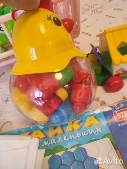 Развивающие игрушки для малышей