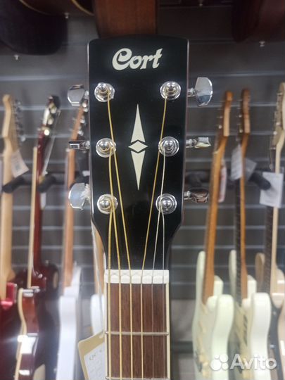 Электроакустическая гитара Cort AD880CE-NAT б/у