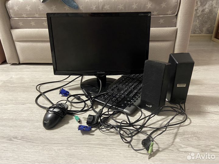 Монитор+клавиатура+мышь+колонки