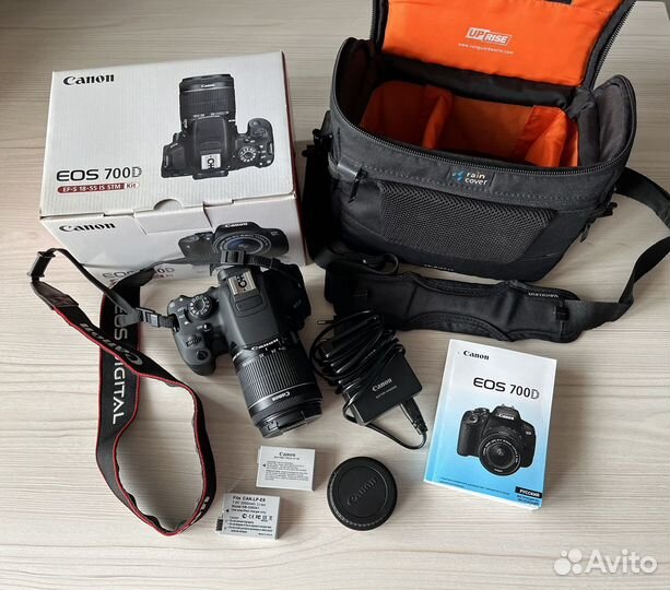Фотоаппарат canon 700d kit