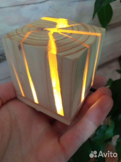 Светильник из эпоксидной смолы