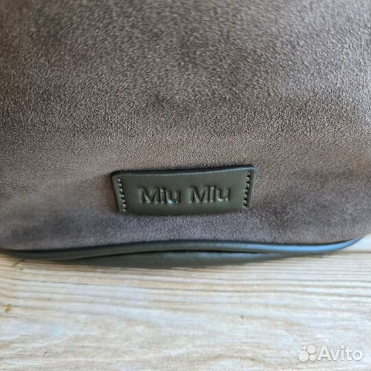 Сумка из замши Miu Miu tote