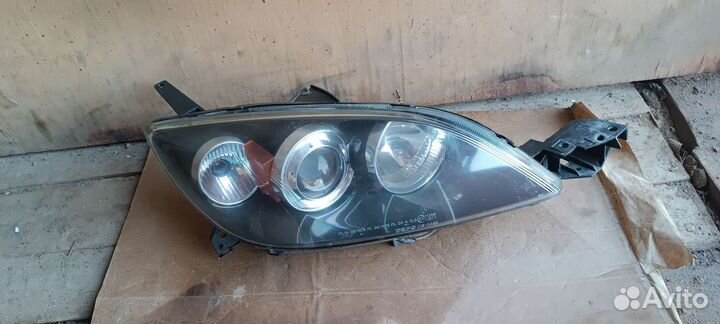 Фара правая mazda 3 bk
