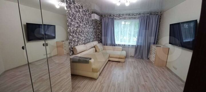 2-к. квартира, 54 м², 1/9 эт.