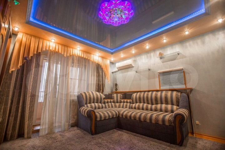 2-к. квартира, 62 м², 3/9 эт.