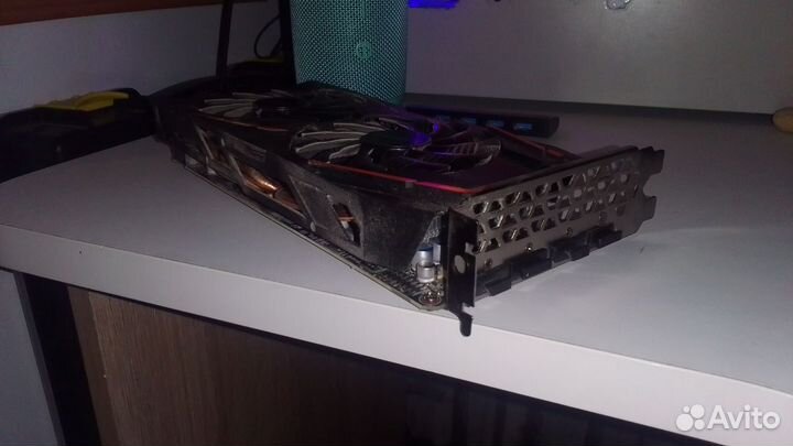 Видеокарта PCI-E Gigabyte AMD Radeon RX 570 4Gb