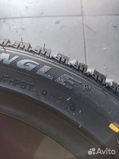 Triangle IcelynX TI501 235/45 R18 98T