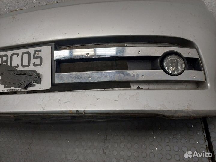 Бампер Nissan Serena (C25), 2005