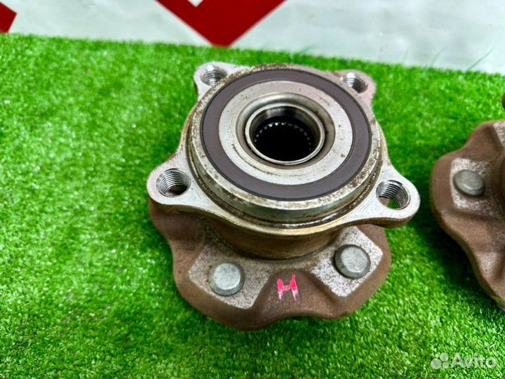 Ступичный подшипник задний Toyota Highlander XU70