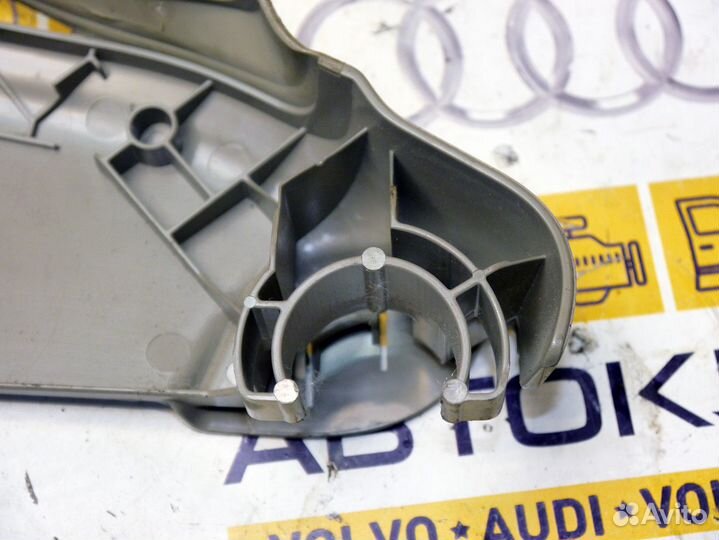 Накладка сиденья пассажирского Вольво XC90 дефект