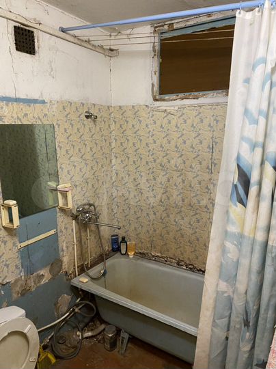 2-к. квартира, 42 м², 1/5 эт.