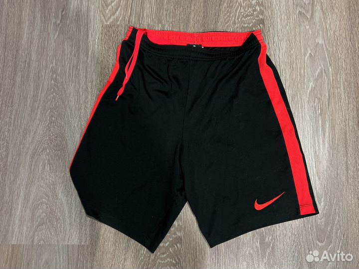 Шорты nike