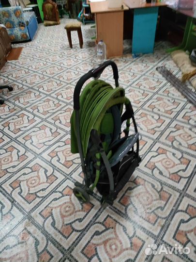 Прогулочная коляска