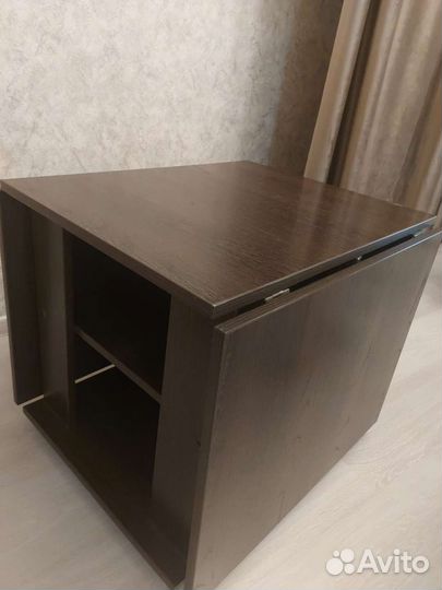 Журнальный столик