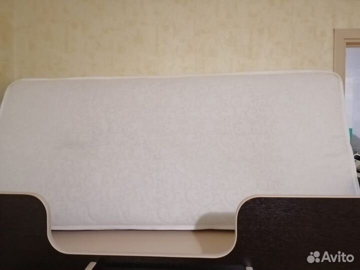 Детская кровать чердак со шкафом