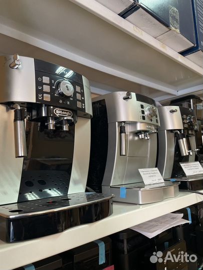 Кофемашина delonghi magnifica s